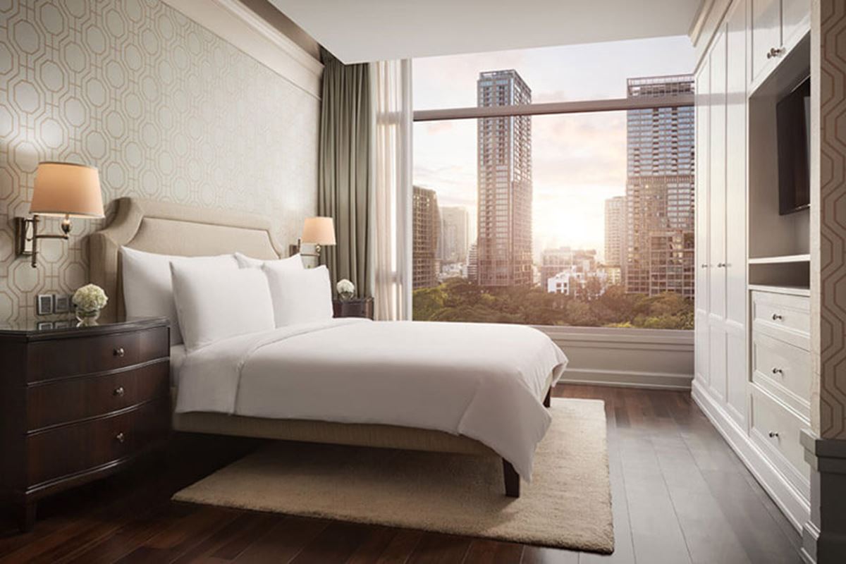 ห้องสวีท 1 ห้องนอน วิวสวน - โอเรียนเต็ล เรสซิเดนซ์ กรุงเทพฯ